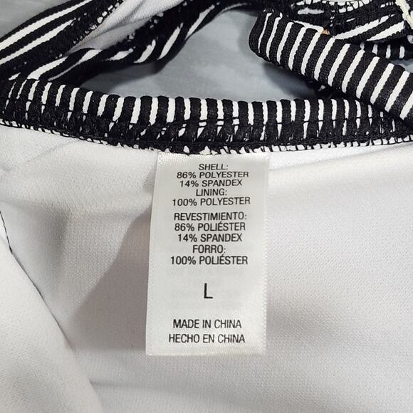 Target Swim Top Bikini Top Black‎ and White Ribbed Size Large - Picture 4 of 5